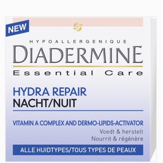 Dưỡng trắng da ban đêm xách tay pháp diadermine