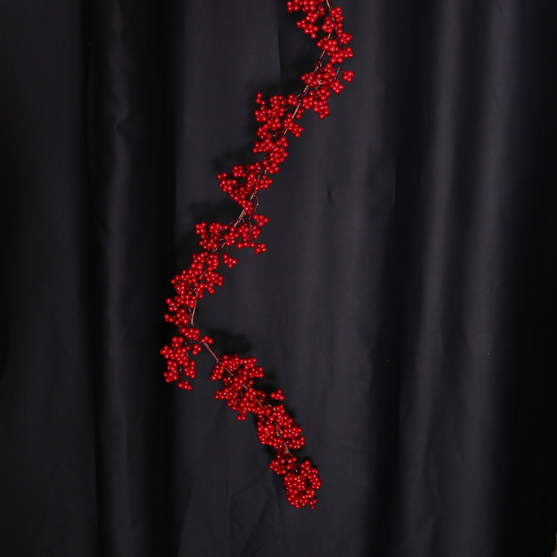 Dây quả mọng đỏ nhân tạo 5.9ft trang trí lò sưởi cho lễ hội giáng sinh