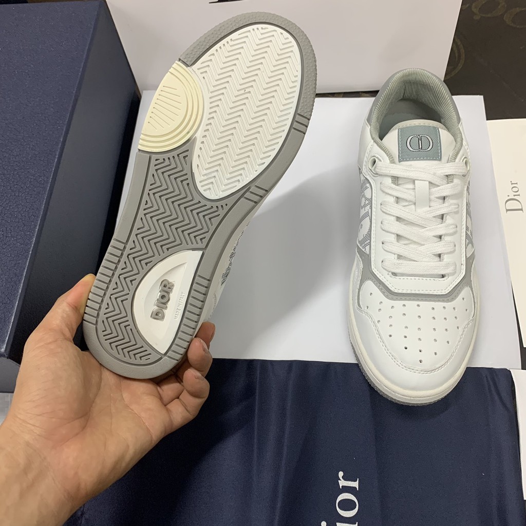 👟HIGH FASHION👟 Giày sneaker siêu cấp Dee-or FULLBOX bill thẻ túi xách NV SIZE 38-42