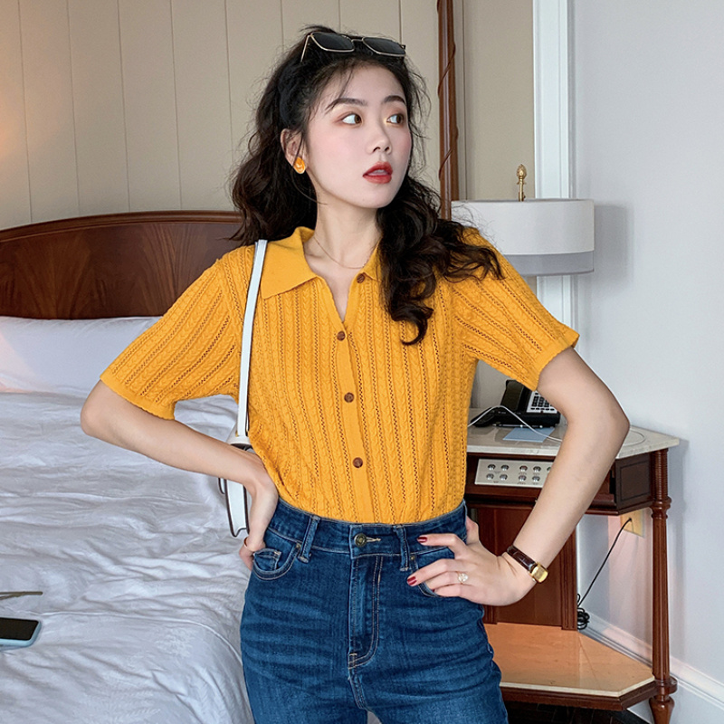 Áo thun cổ Polo ngắn tay dáng ôm chất lụa mát thời trang xinh xắn cho nữ | BigBuy360 - bigbuy360.vn