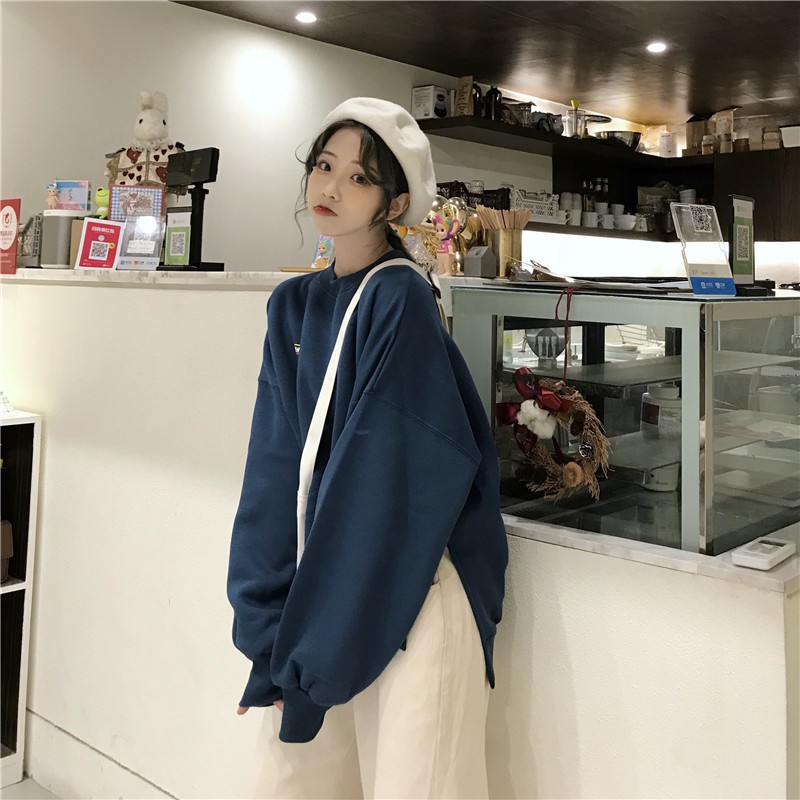 Áo nỉ dáng rộng