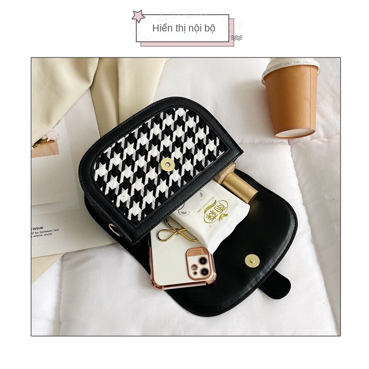 Túi đeo chéo vai IELGY sành điệu dễ phối đồ thời trang