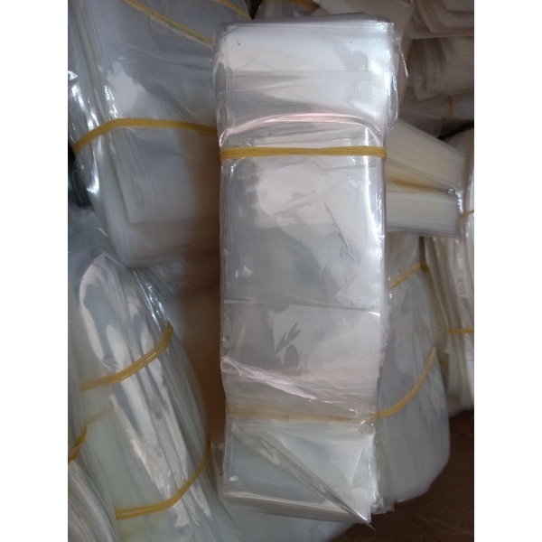 Màng co nắp cắt ngang phi 110.túi 1 ký loại trong