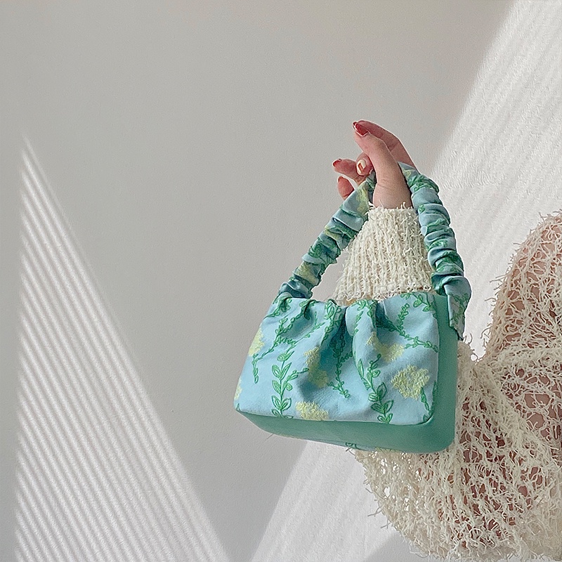 Túi đeo chéo một bên vai IELGY họa tiết hoa nhỏ cá tính