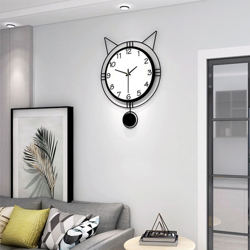 Đồng hồ kim treo tường hình mèo decor phòng khách