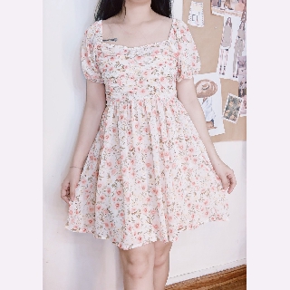 Đầm babydoll cổ xếp ly tay bồng