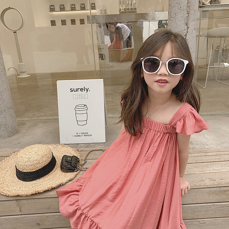 Đầm công chúa tay loe hở lưng phong cách đáng yêu dành cho bé gái
