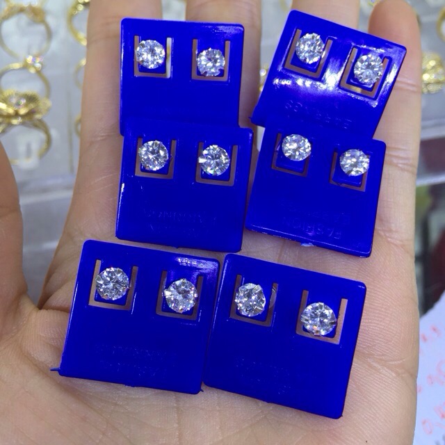 Bông tai chấm bạc ta chuẩn