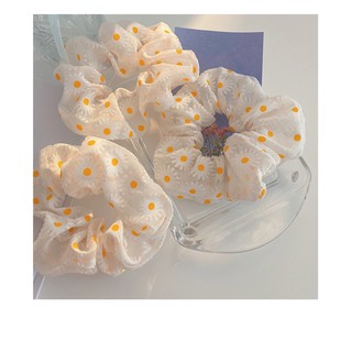 CỘT TÓC HOA DAISY TRẮNG SCRUNCHIES