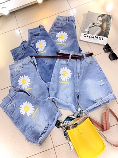 ☀️Quần Jeans Ngố Rách Bông Cúc