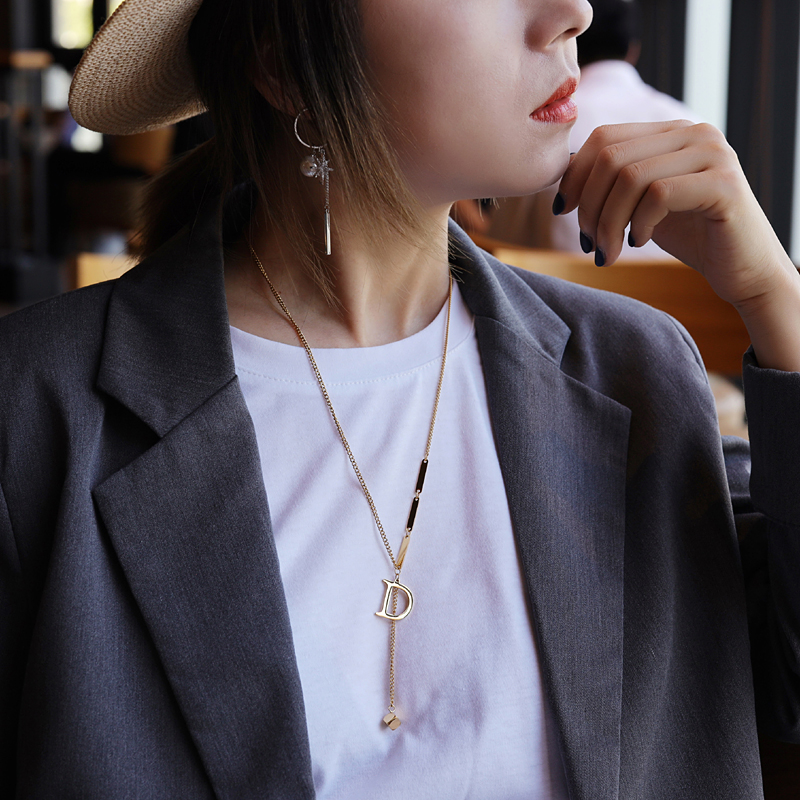 Vòng cổ mặt chữ D bằng thép titan phong cách Hàn Quốc dành cho nữ