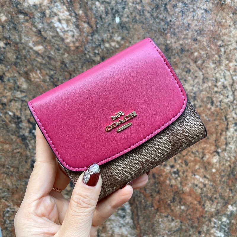 💥Ví Coach nắp tròn💥Rẻ vô địch