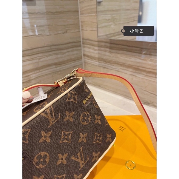 Cốp Lv Nice Mini siêu xinh da bò  sz 17-20