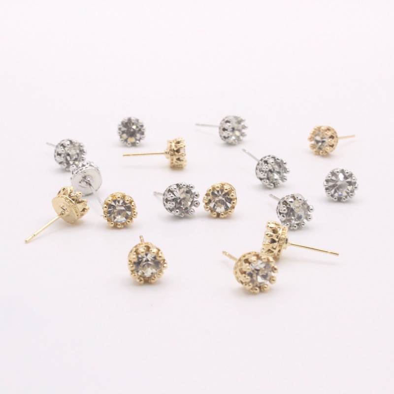 Set 2 Khuyên Tai Hình Vương Miện Đính Đá Thời Trang Cho Nữ