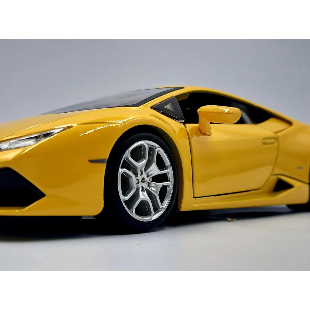 Xe Mô Hình Lamborghini Huracan LP 610-4 1:24 Maisto ( Vàng )