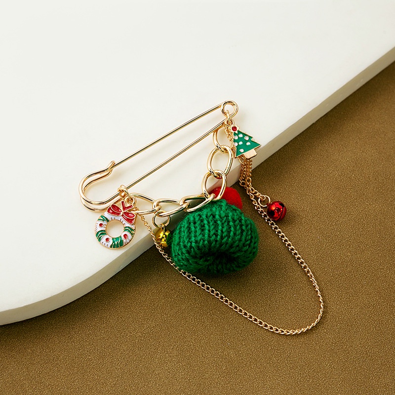Ghim cài áo QIHE JEWELRY hình nón ông già Noel màu đỏ/ xanh lá làm quà tặng cho bạn bè