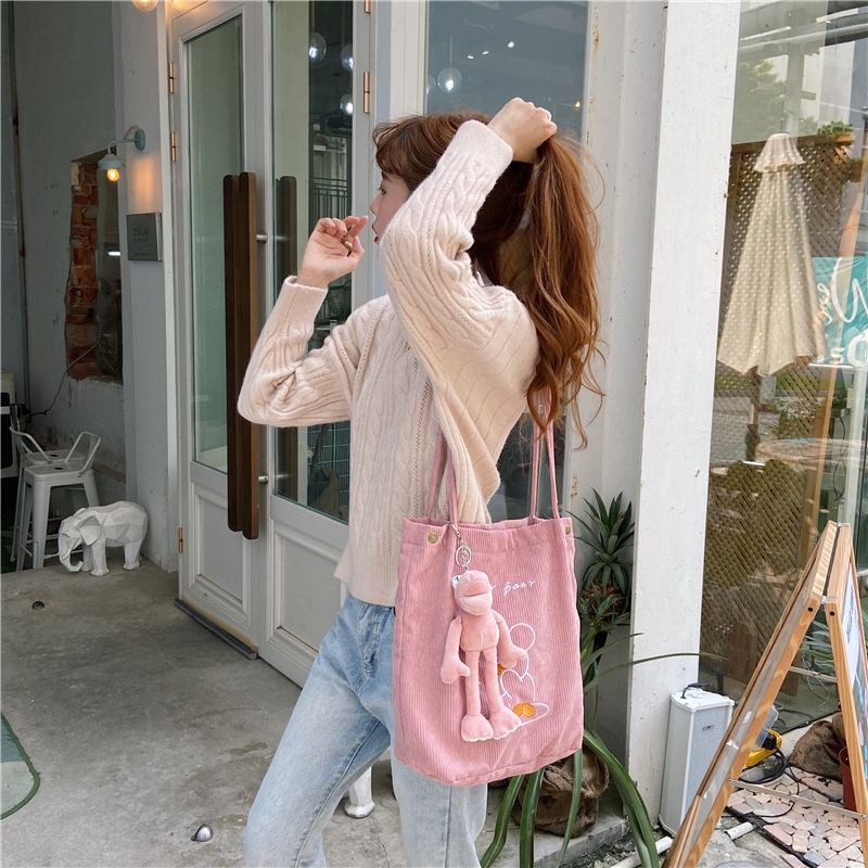 Túi tote vải nhung tăm họa tiết thêu gấu bánh cookies màu sắc cực trend TP4 | tiemtuitotebypat