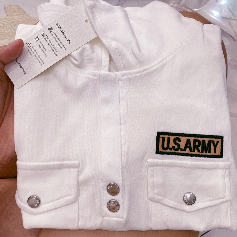 Áo thun body nữ có cổ phối túi có lo gô | BigBuy360 - bigbuy360.vn