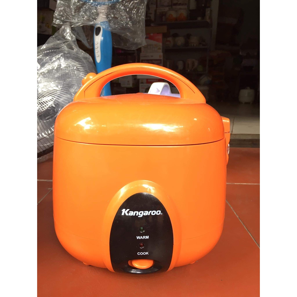 Nồi cơm điện Kangaroo 1.2 lít KG826S