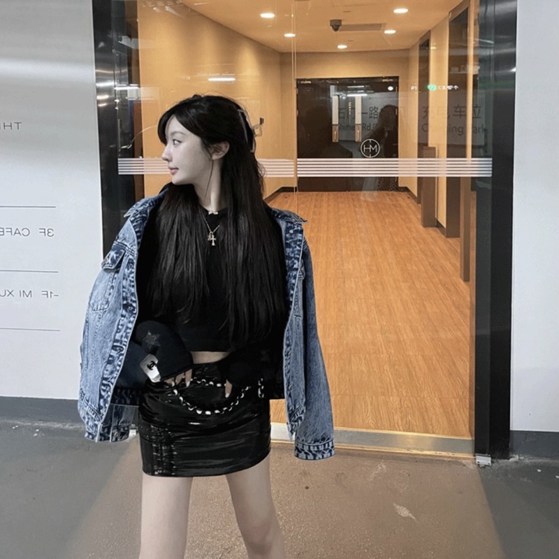 CHÂN VÁY DA PU BÓNG ÔM PHONG CÁCH SEXY