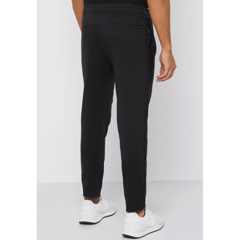 Quần Jogger Nam Emporio & Armani Màu Đen, Bo Ống Chính Hãng 100% - GU Shop