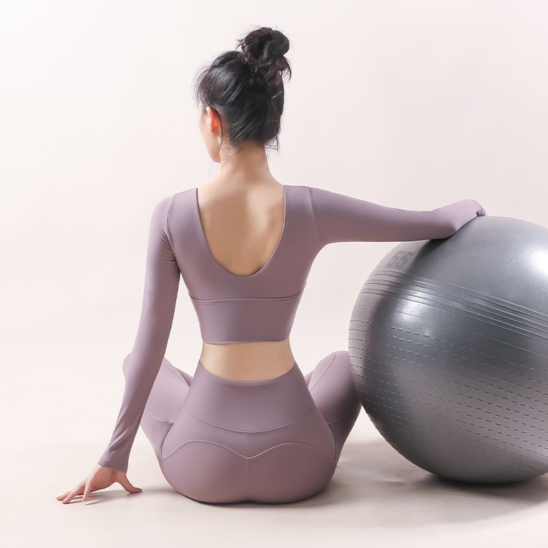 Bộ Đồ Tập Yoga Cao Cấp Tay Dài Có Đệm Ngực Phong Cách Mới Cho Nữ