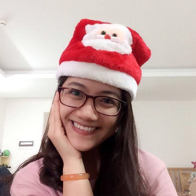 Mũ Nhung có hình Ông già Noel
