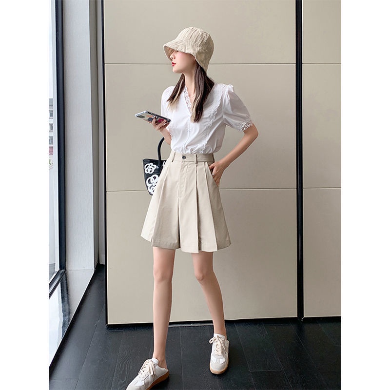 Split shorts women's loose 2022 summer new Korean fashion 100-pleated skirt five-cent suit pants casual pants