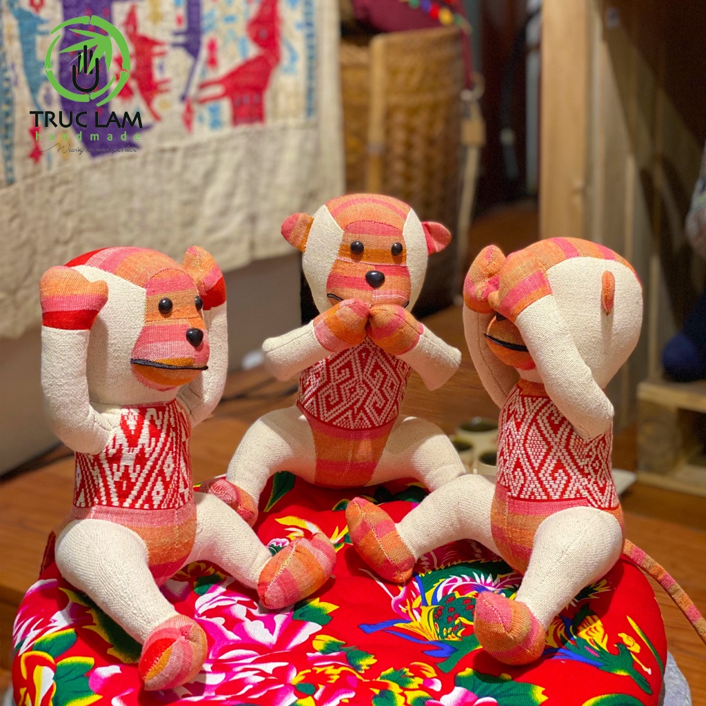 Đồ Chơi Cho Bé Thú Nhồi Bông Bộ Ba Khỉ Tam Không Vải Thổ Cẩm Dệt Tay Bông Gòn Cao Cấp – Trúc Lâm Handmade