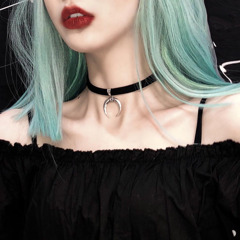 Vòng Cổ Choker Dây Nhung Đen Phối Ren Phong Cách Gothic Cổ Điển Dành Cho Nữ