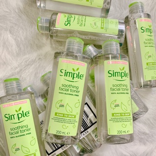 Nước Hoa Hồng Không Cồn Dành Cho Da Nhạy Cảm Simple Sensitive Skin Experts Soothing Facial Toner
