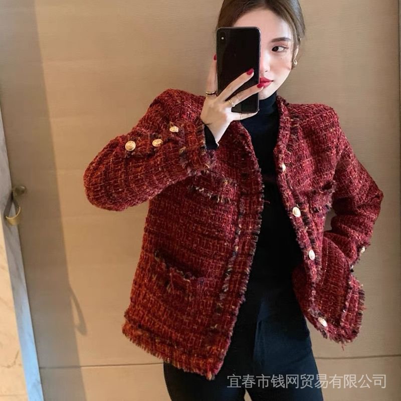 Áo Khoác Ngắn Vải Tweed Dày Màu Đỏ Phong Cách Pháp Cổ Điển Thời Trang Mùa Xuân Mới 2022