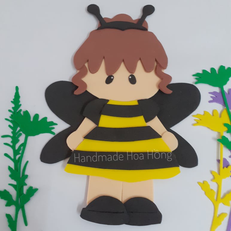 1 hình bé ong đáng yêu bằng giấy xốp 17 x 12.3cm - hình trang trí hộp đựng bút, thiệp, bao lì xì, dán góc học cho bé....