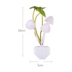 Đèn ngủ cảm biến 3 cây nấm đổi màu tự động bật tắt đèn