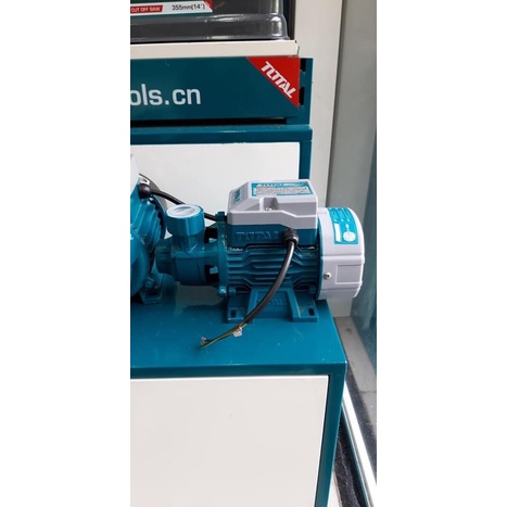 TOTAL Máy Bơm Nước 0.5HP TWP13706 (Cam kết Chính Hãng 100%)