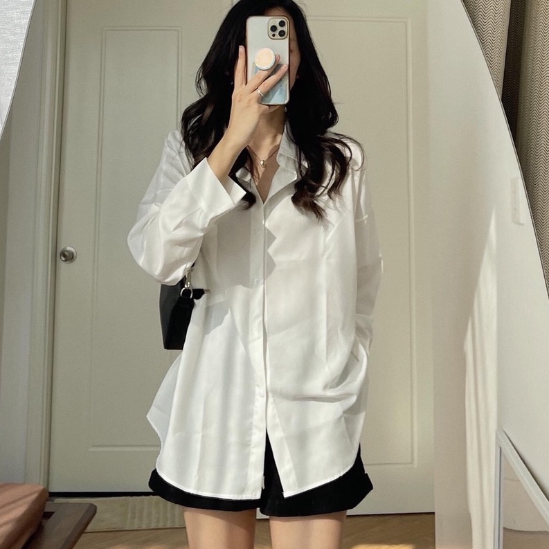 Áo sơ mi dài tay nữ màu trắng túi ngực phom rộng freesize dáng suông chất đũi mềm mát ulzzang