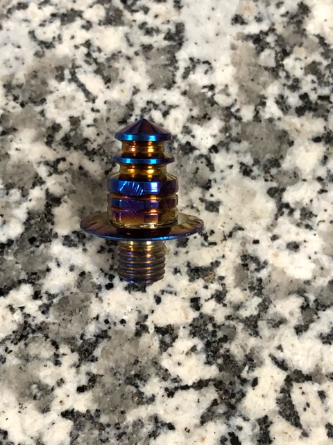 ỐC CHÂN KIẾNG TITAN HÌNH THÁP HTB06