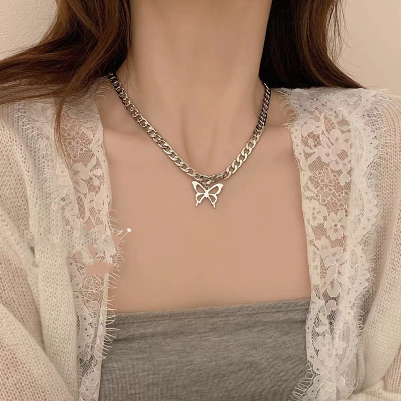 Vòng cổ nữ hình butterfly xinh xắn hàn quốc đơn giản V114