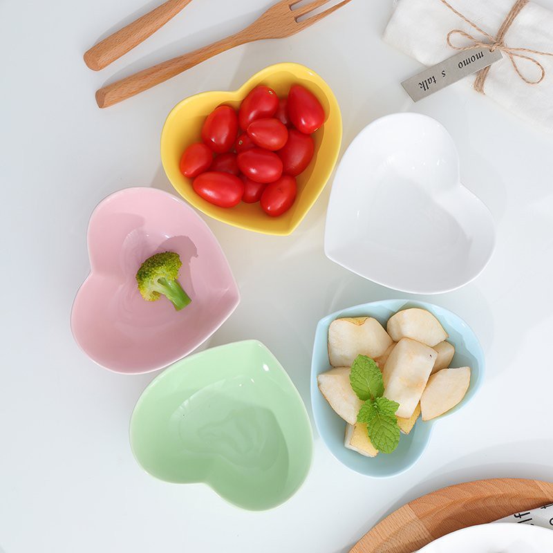 Bát sứ ăn dặm hình trái tim love 150ml - Nhiều màu