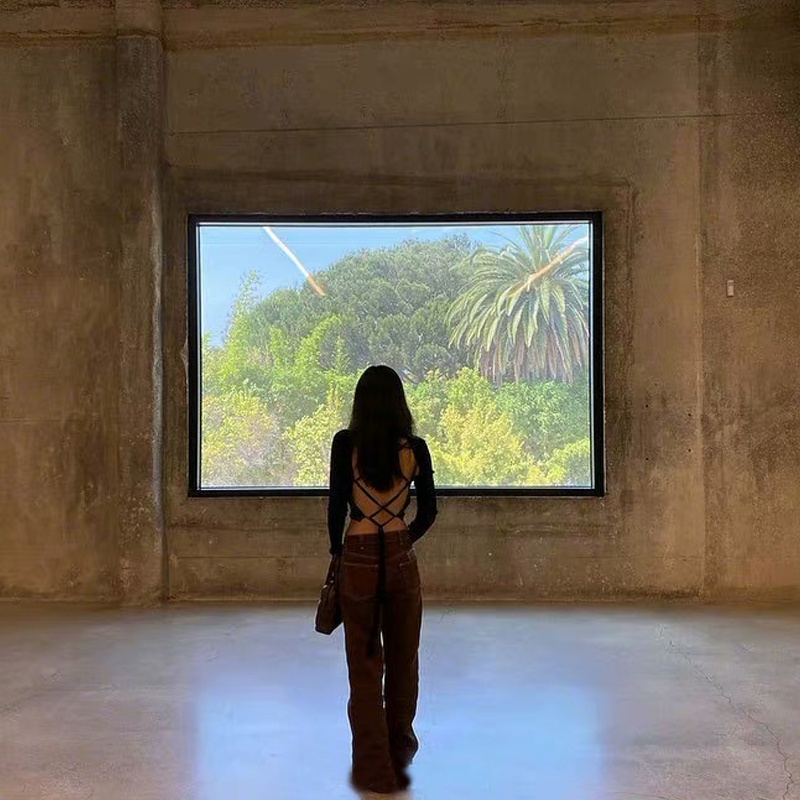 Jennie blackpink Áo thun dài tay cổ chữ v phối dây đan chéo lưng phong cách gợi cảm cho nữ