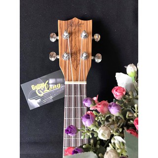 Đàn Ukulele Soprano Full Gỗ Gỗ Sọc CB2