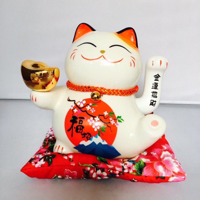 Mèo Thần Tài May Mắn Maneki Neko 16cm Vẫy Tay (Kèm Pin Và Đệm) | BigBuy360 - bigbuy360.vn