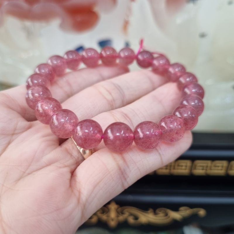 Vòng Tay Nữ Màu Hồng Dâu Tây Hợp Mệnh Hỏa, Thổ