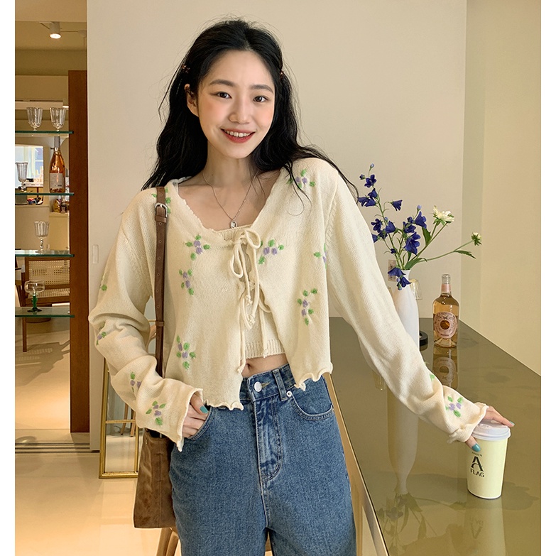 Set áo khoác Cardigan họa tiết hoa nhỏ xinh xắn thời trang | BigBuy360 - bigbuy360.vn