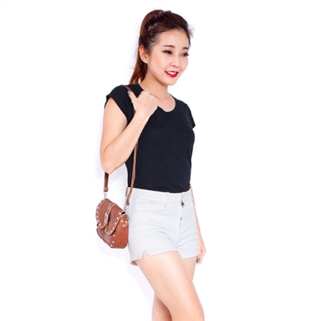 Xả áo phông cổ tròn