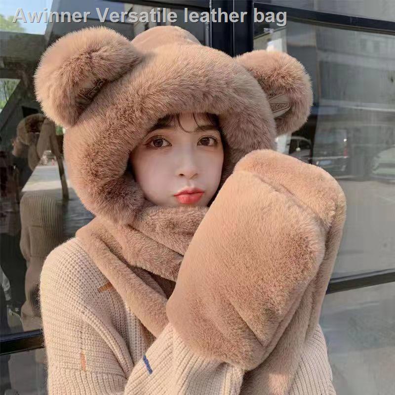 Mũ gấu tích hợp khăn quàng và găng tay dễ thương tất cả trong một thời trang mùa đông cho nữ
