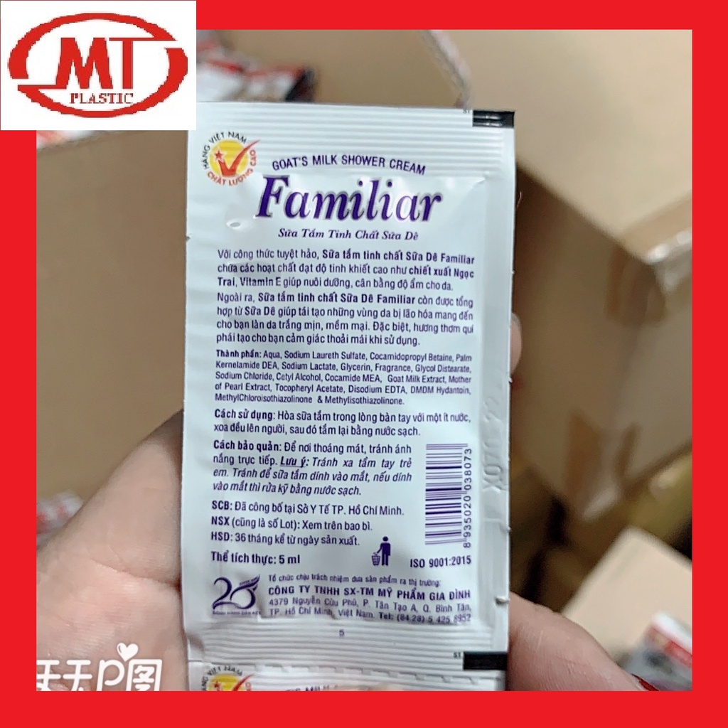 Sữa tắm familiar dưỡng trắng da siêu mịn