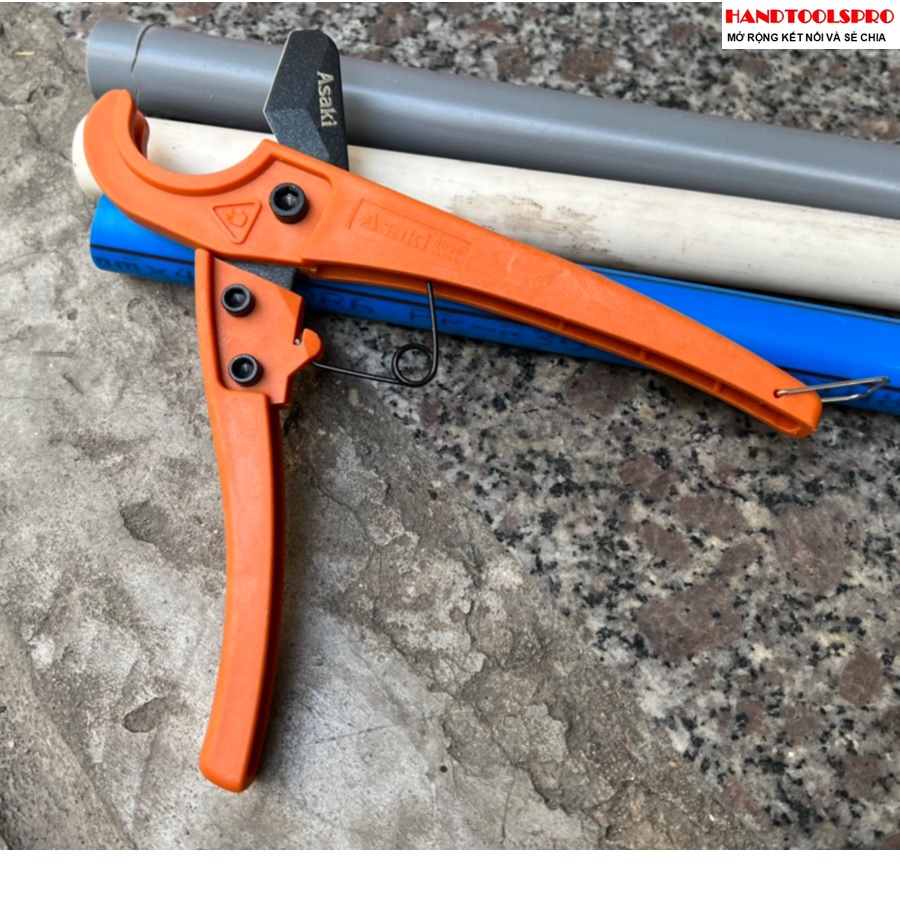 Kéo cắt ống PVC 3-33mm Asaki AK-0090