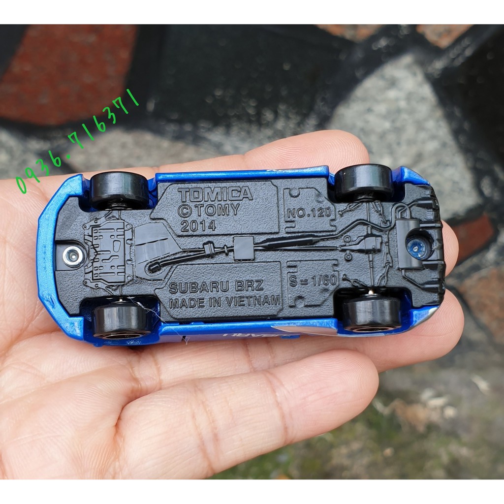 Mô hình xe Subaru màu xanh mở được cửa phiên bản đặc biệt tomica Nhật Bản
