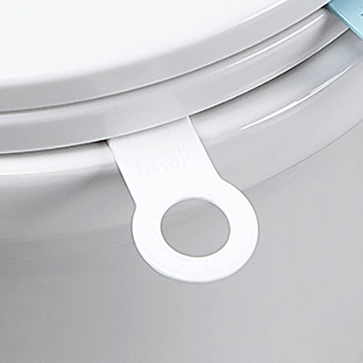 Tay Cầm Gắn Nắp Bồn Cầu Chống Bụi Tiện Dụng